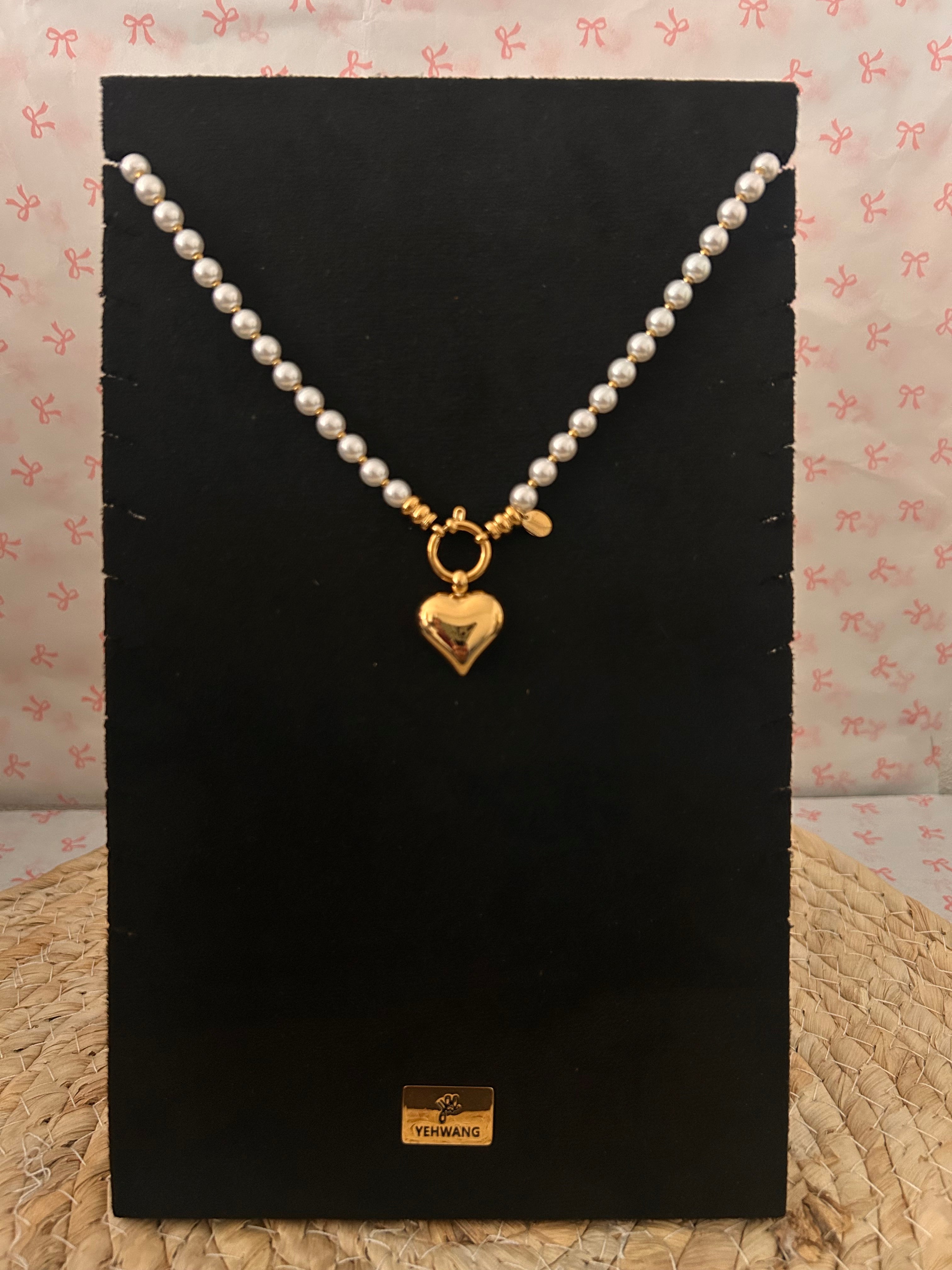 Pearl heart necklace