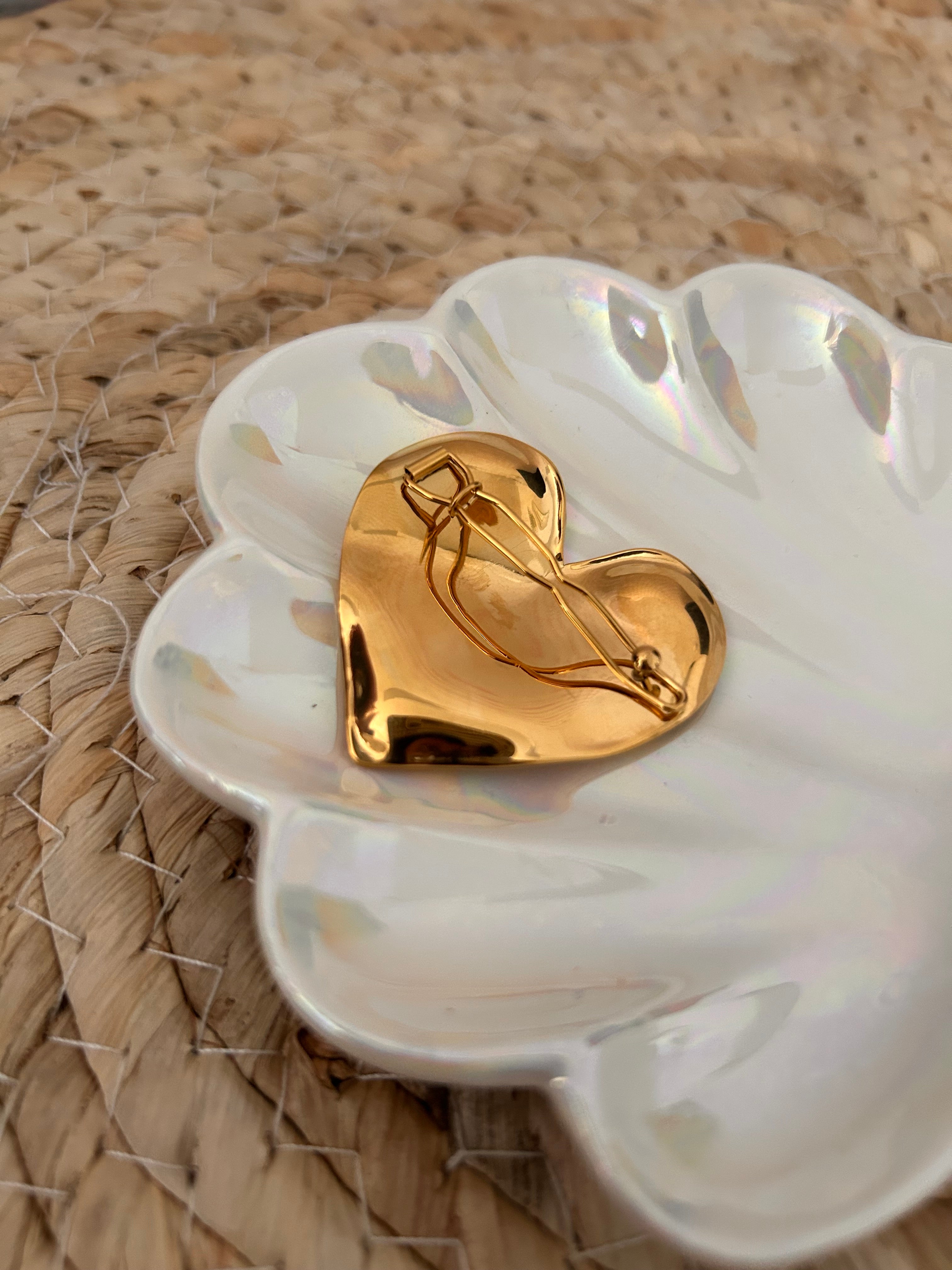Broche smooth heart gold