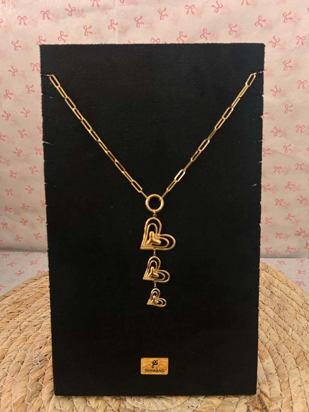 Heart necklace Gold
