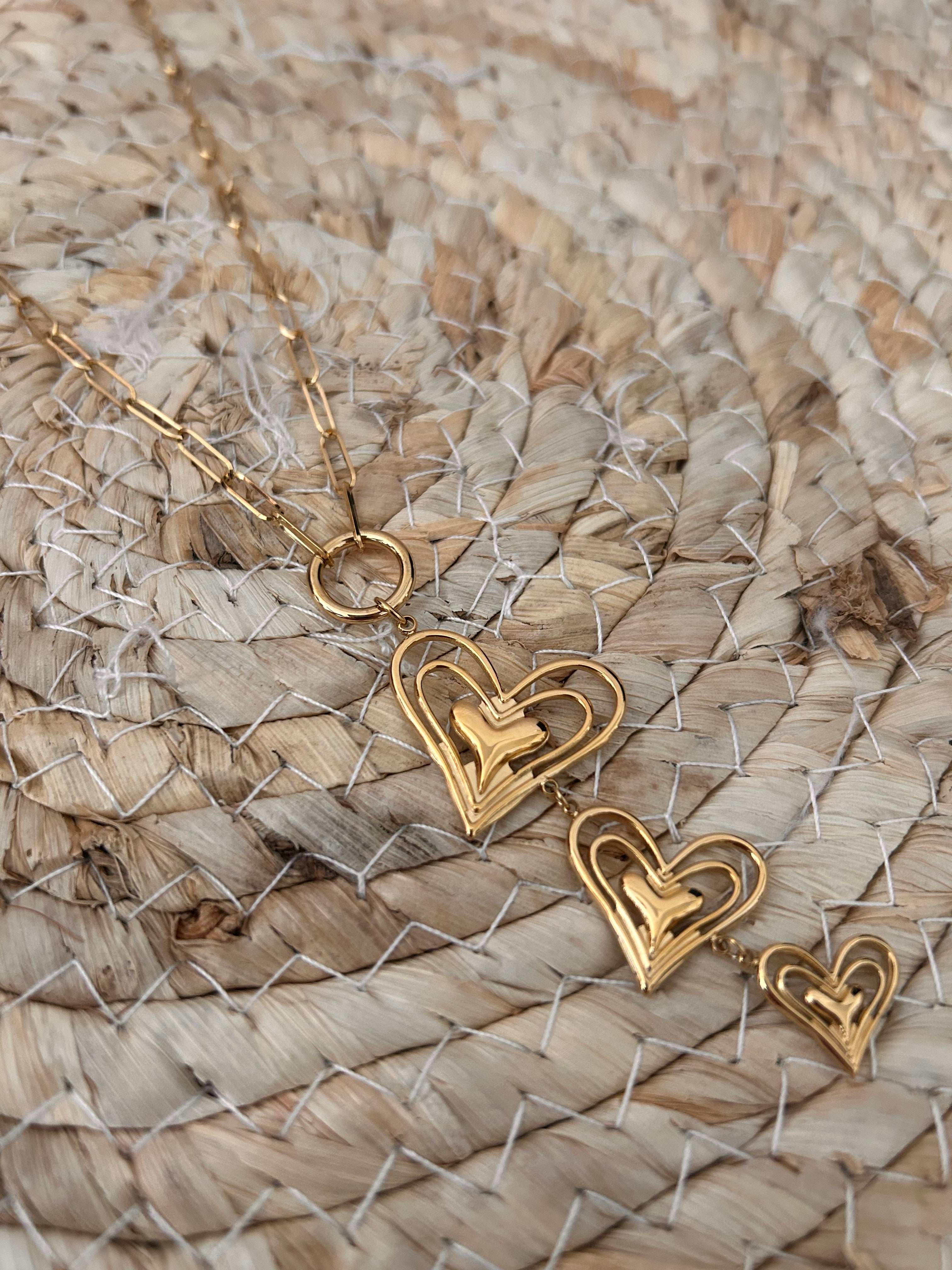 Heart necklace Gold