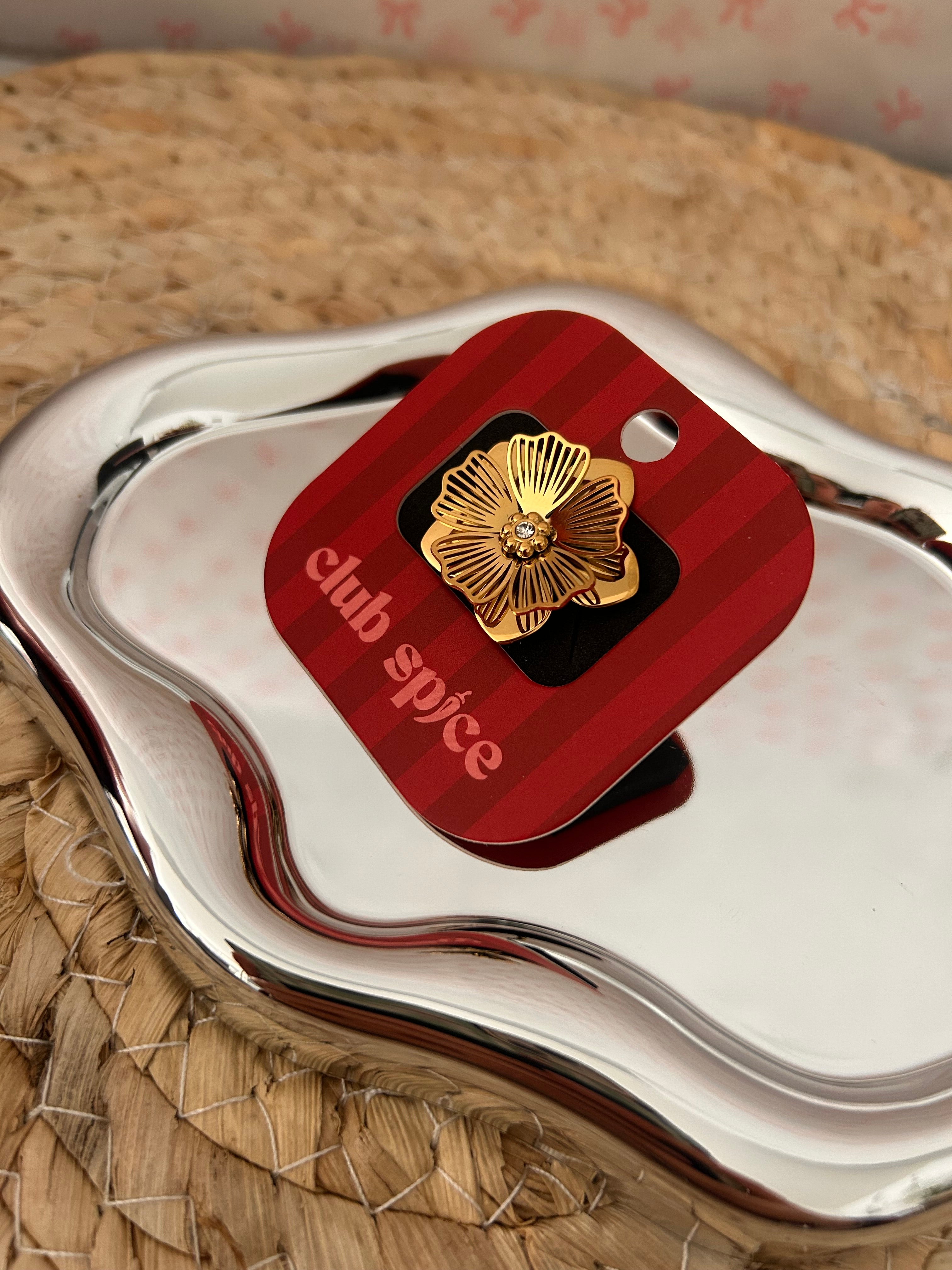 Statement Flower ring