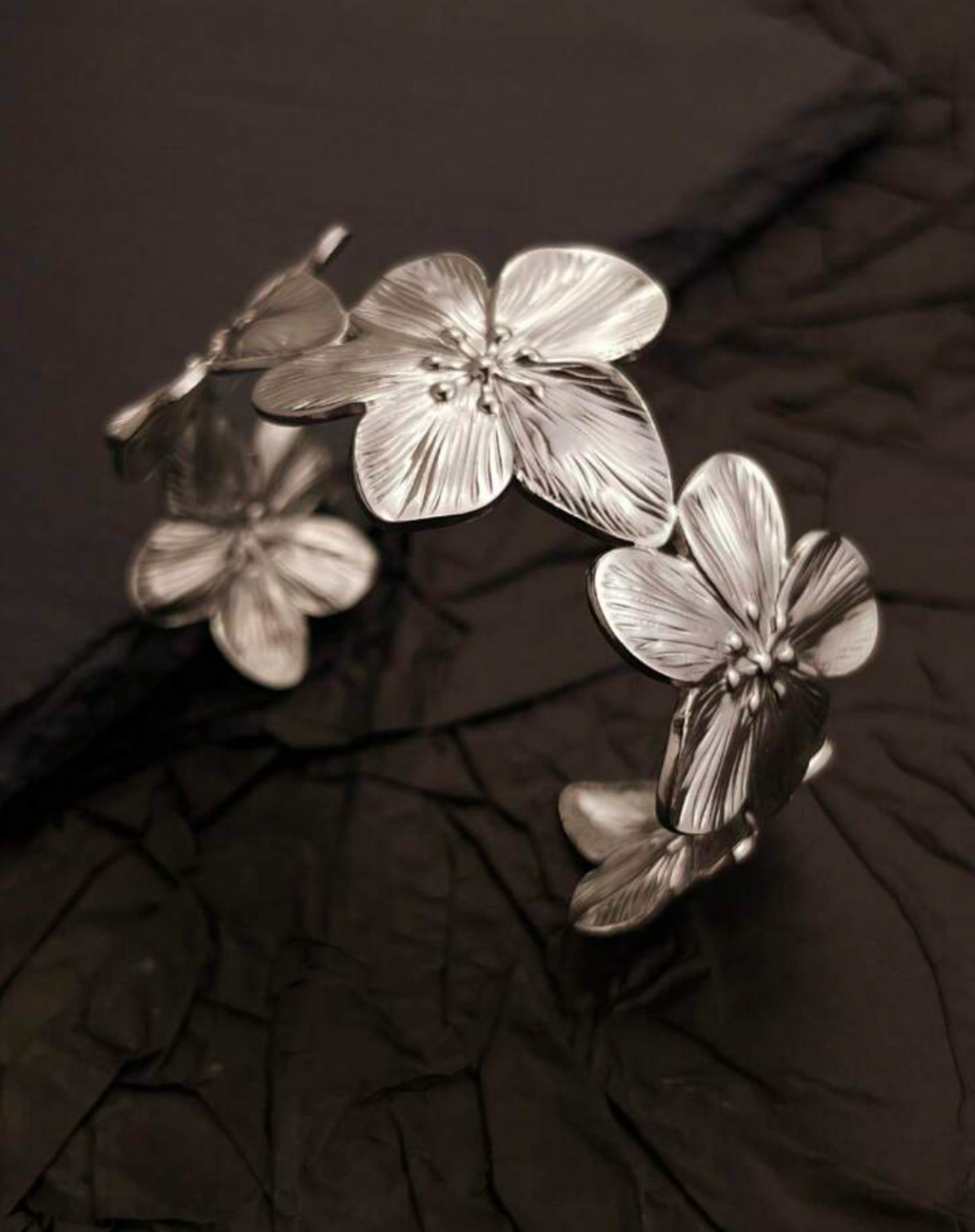 Flower bangle groot