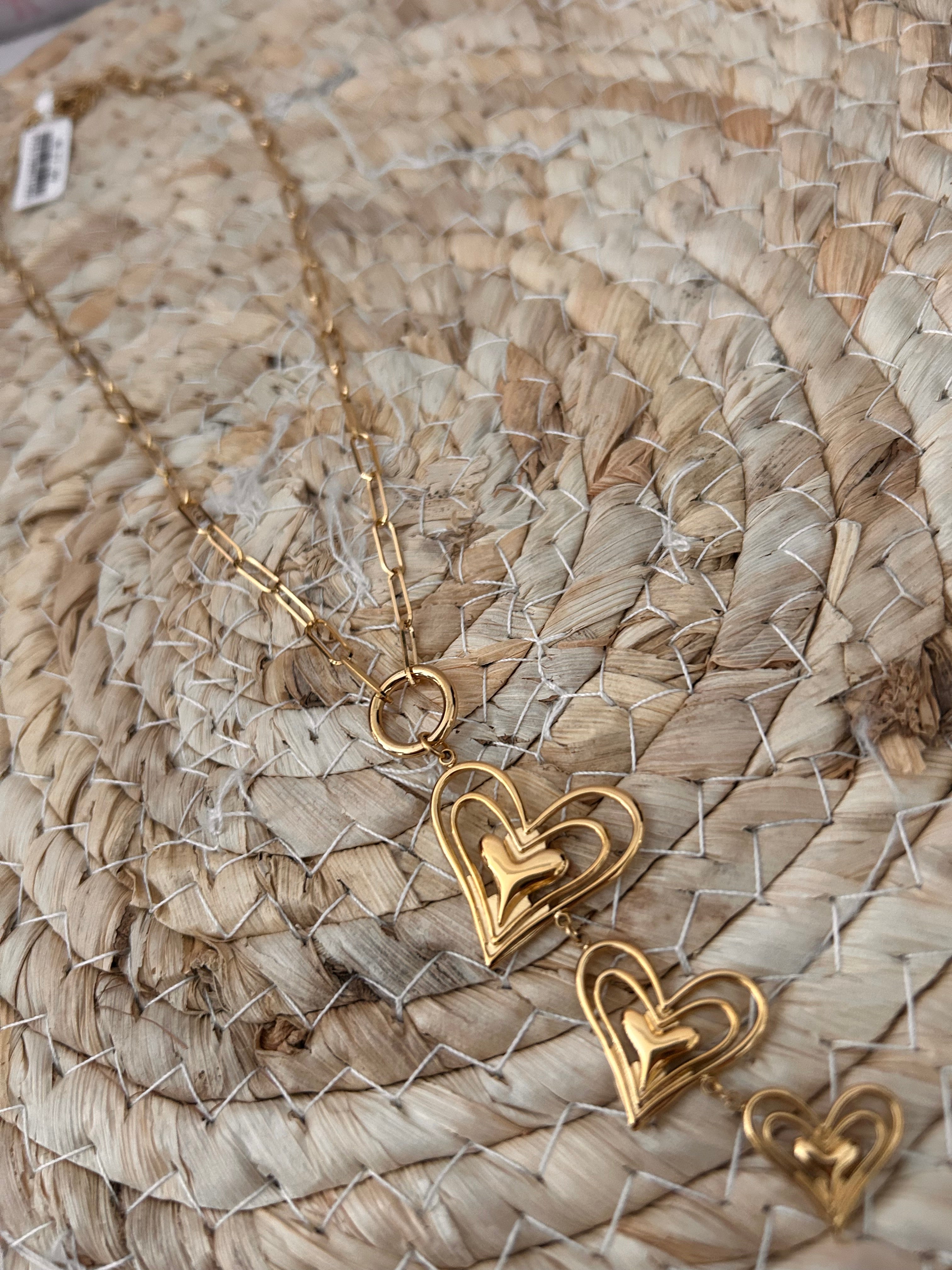 Heart necklace Gold