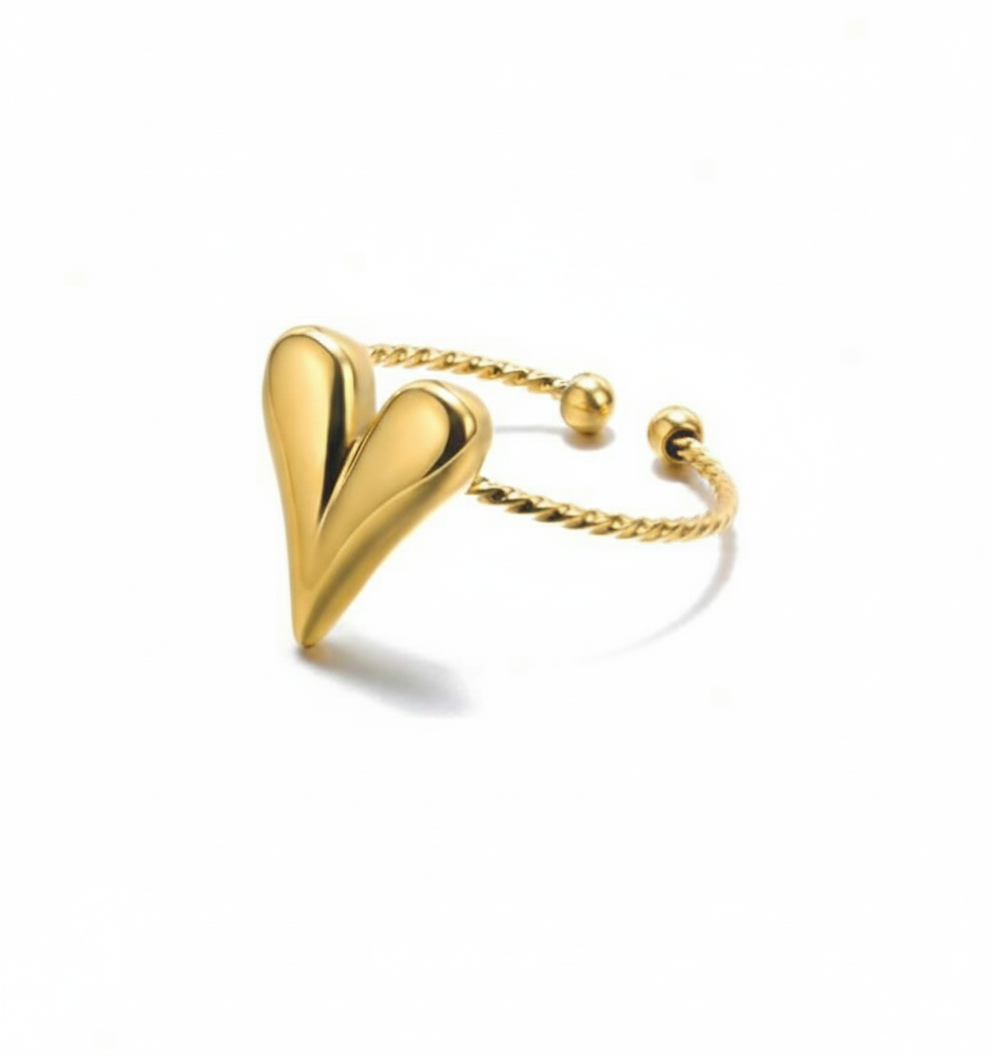 Single heart ring